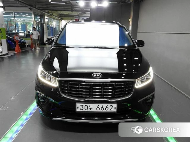 Kia The New Carnival 2019 Черный из Кореи