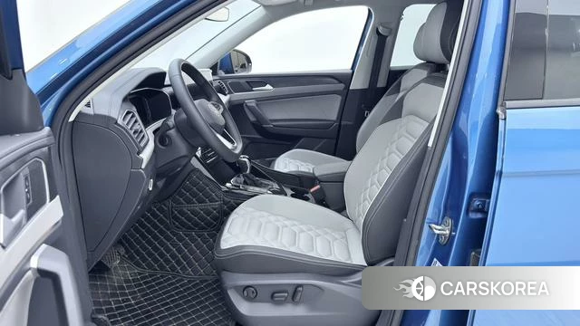 Volkswagen Tanyue 2023 Синий из Китая