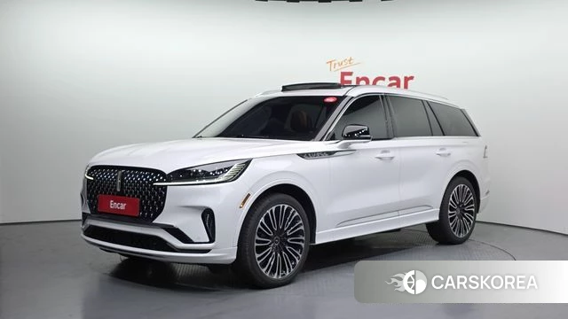 Lincoln Aviator 2nd generation 2024 Белый из Кореи