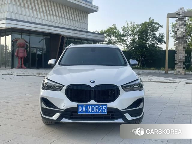 BMW X1 2022 Белый из Китая