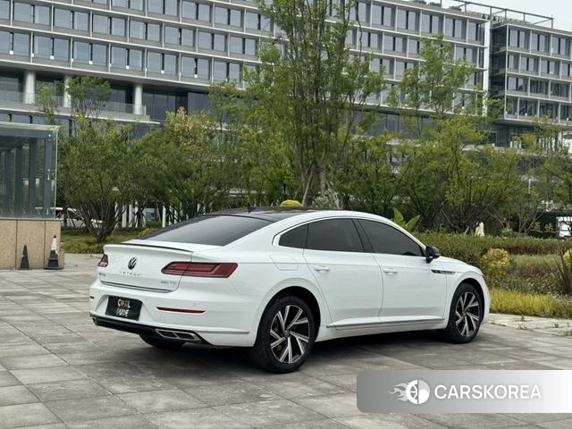 Volkswagen CC 2022 Белый из Китая