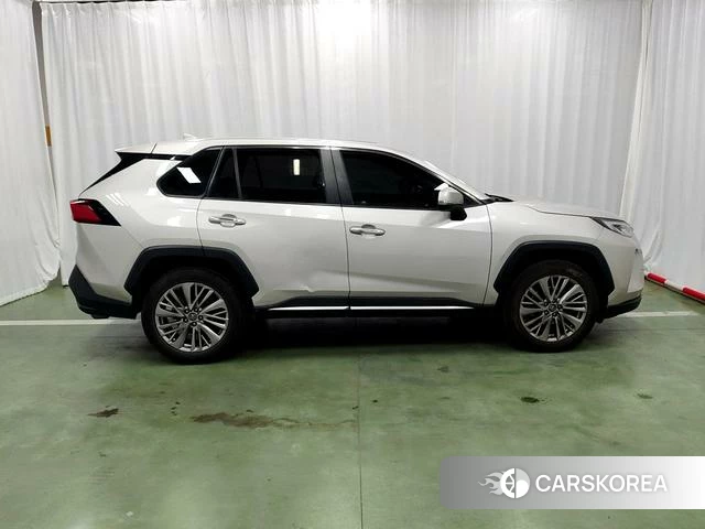 Toyota Wilanda 2020 Серебристо-серый из Китая