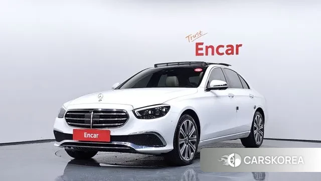 Mercedes-Benz E-Class W213 2021 Белый из Кореи