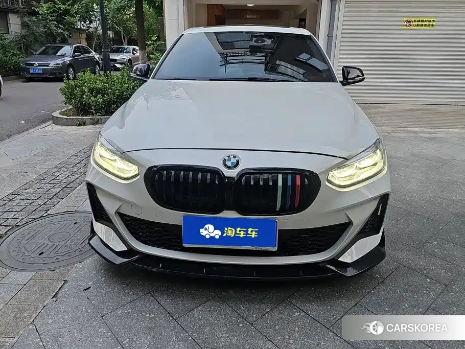 BMW 1 series 2023 Белый из Китая