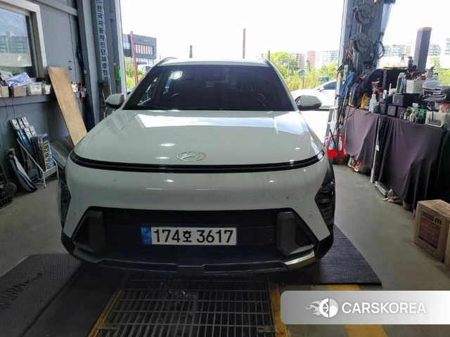 Hyundai Kona Hybrid (SX2) 2023 Белый из Кореи