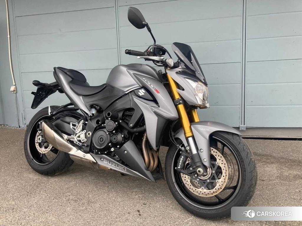 Проданный Suzuki GSX-S1000 2015 из Японии