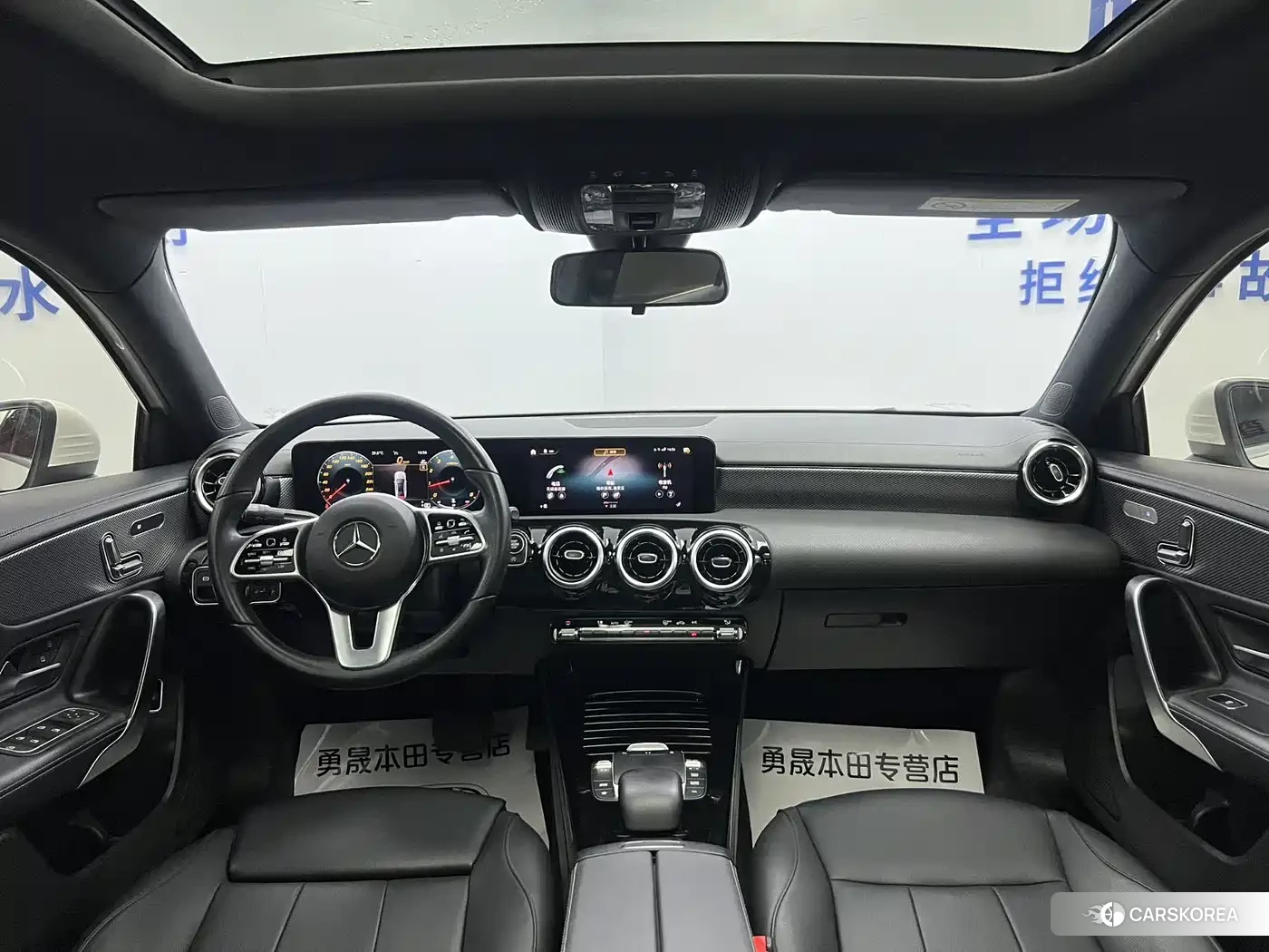 Mercedes-Benz A-Class 2023 Белый из Китая