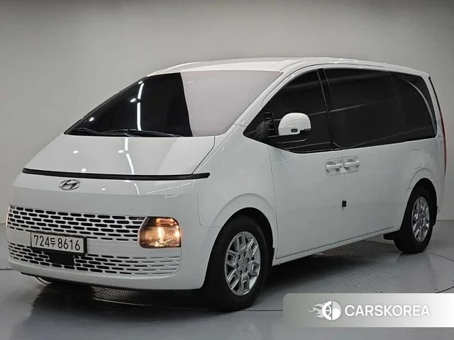 Hyundai Staria 2022 Белый из Кореи