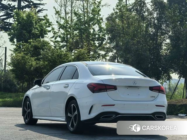 Mercedes-Benz Class A 2022 Белый из Китая