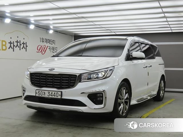 Kia The New Carnival 2018 Белый из Кореи