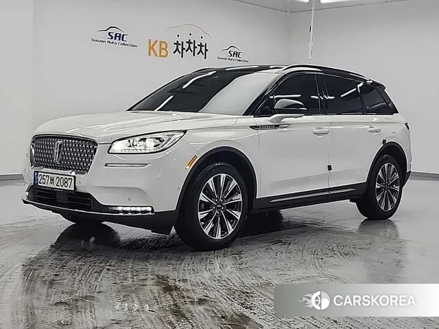 Lincoln Corsair 2021 Белый из Кореи