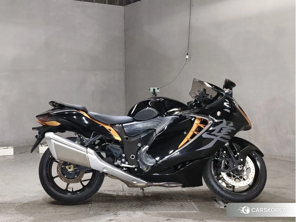 Проданный Suzuki GSX1300R HAYABUSA 2021 из Японии