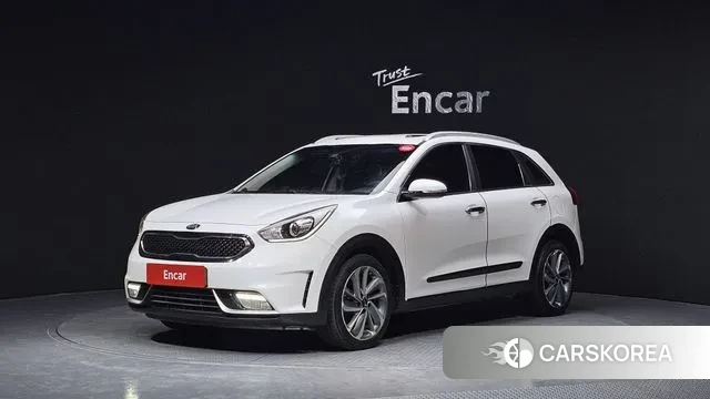 Kia Niro 2018 Белый из Кореи