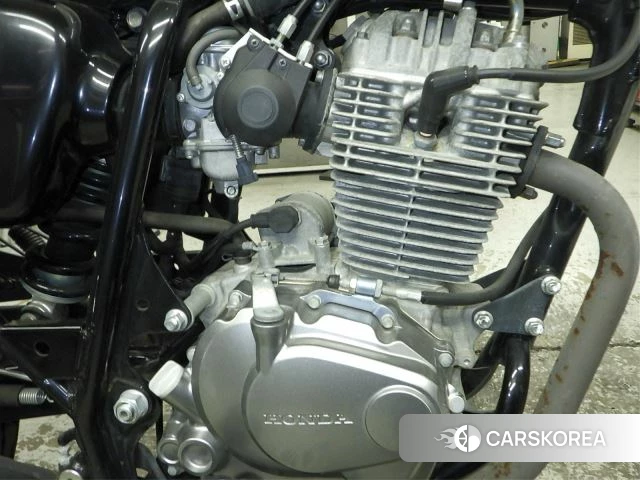 Engine photo