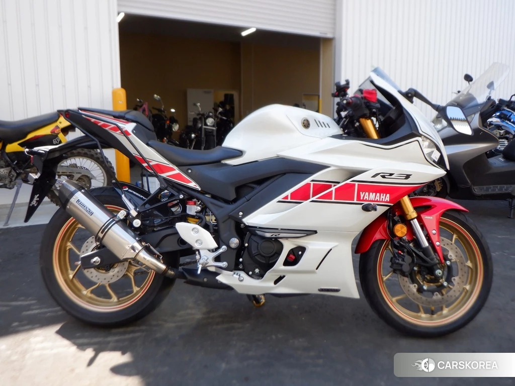 Проданный Yamaha YZF-R3 2022 из Японии