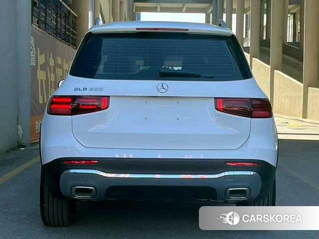 Mercedes-Benz GLB 2025 Белый из Китая