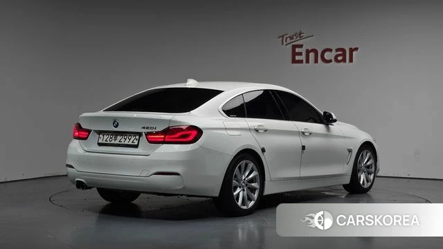 BMW 4 Series (F32) 2019 Белый из Кореи