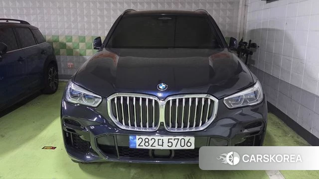 BMW X5 (G05) 2022 Черный из Кореи