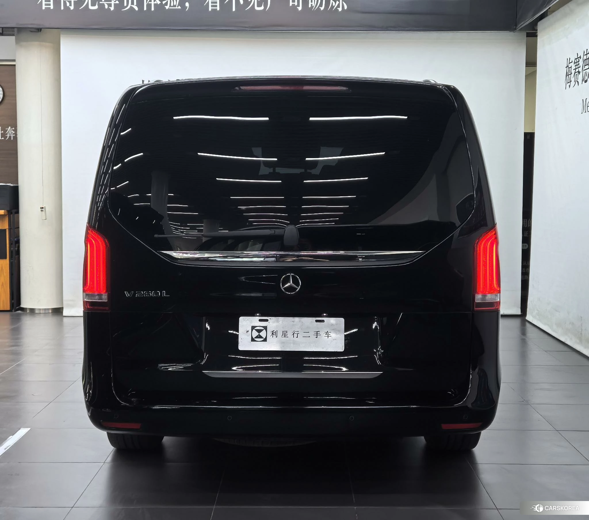 Mercedes-Benz V-class 2021 Черный из Китая