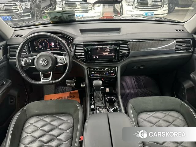 Volkswagen Tourang 2019 Черный из Китая