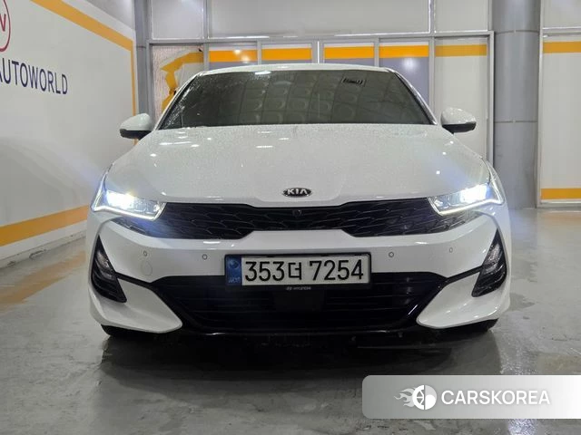 Kia K5 3rd generation 2021 Белый из Кореи