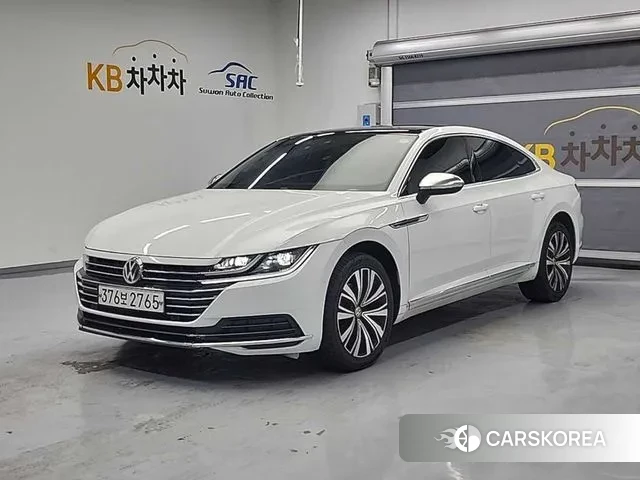 Volkswagen Arteon 2019 Белый из Кореи