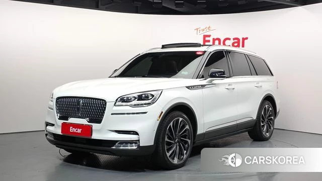 Lincoln Aviator 2nd generation 2021 Белый из Кореи