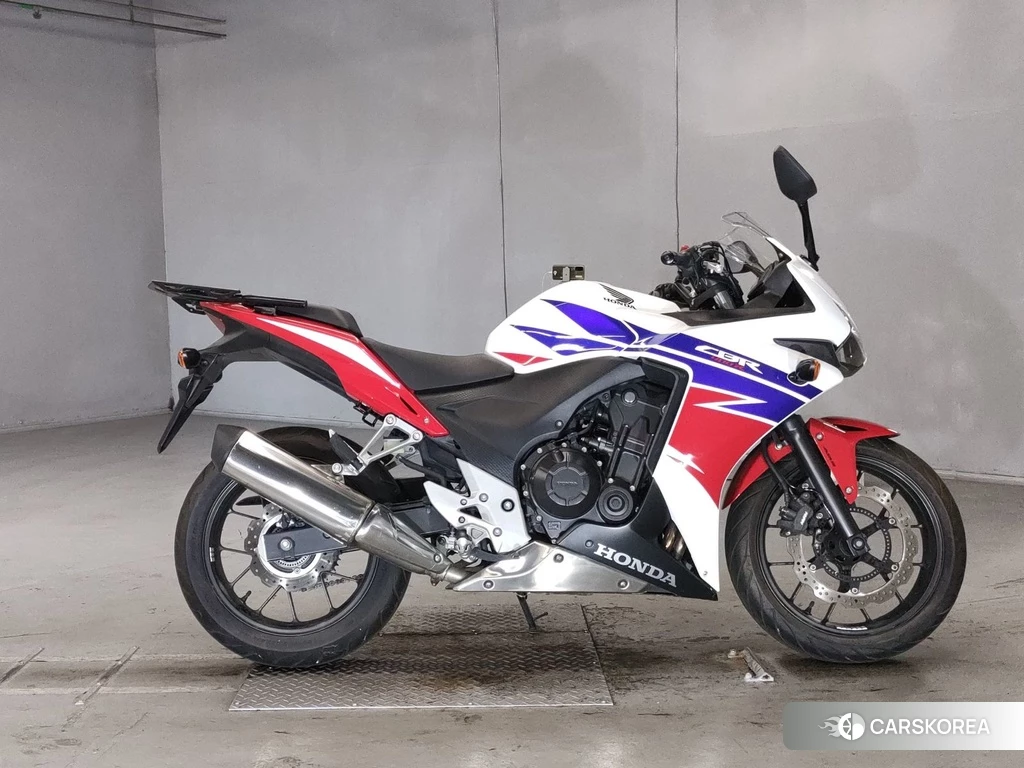 Проданный Honda CBR400R 2013 из Японии, фото 2