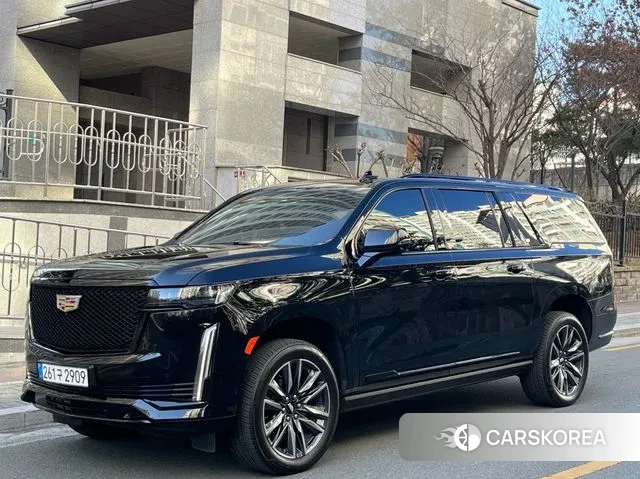 Cadillac Escalade 5th Generation 2022 Черный из Кореи