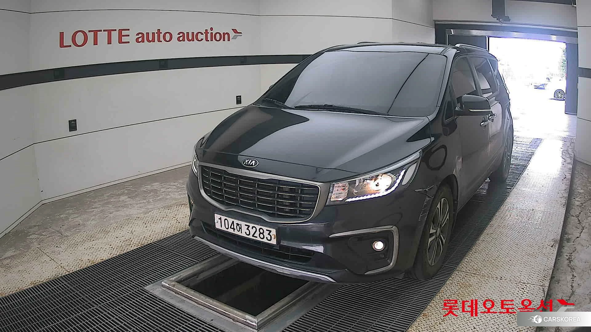 Kia Carnival 2020 Aurora Black Pearl из Кореи