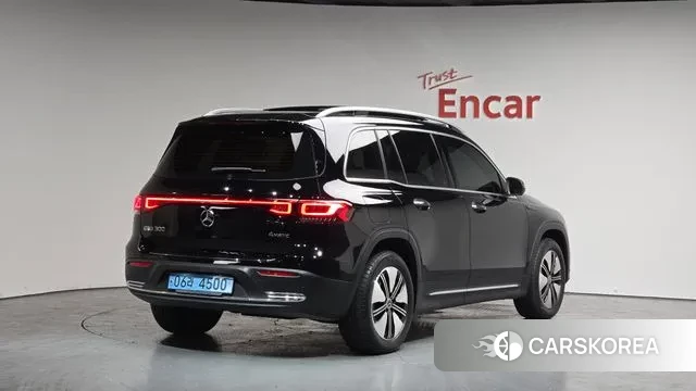 Mercedes-Benz EQB X243 2023 Черный из Кореи