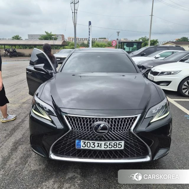 Lexus LS500h 5th generation 2018 Черный из Кореи