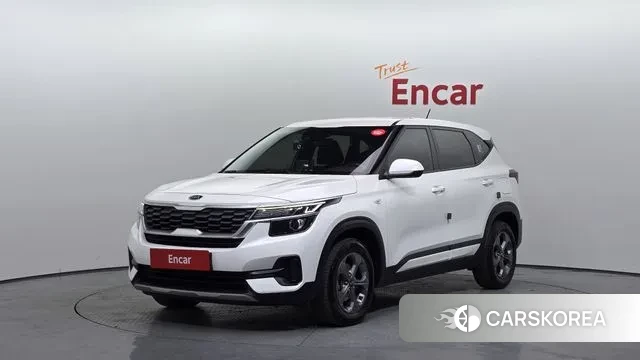 Kia Seltos 2020 Белый из Кореи