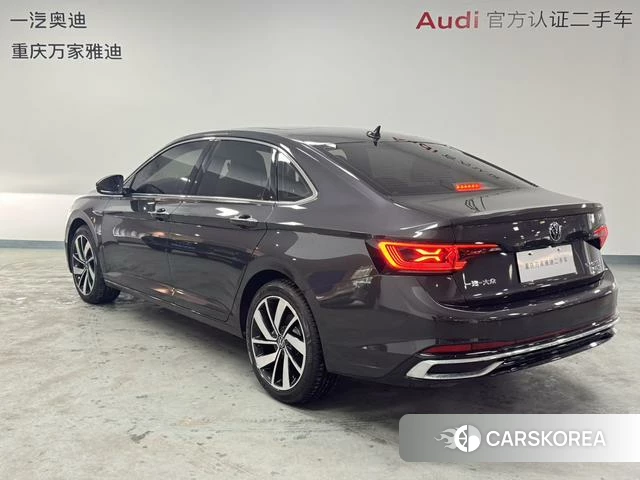 Volkswagen Sagitar 2024 Темно-серый из Китая