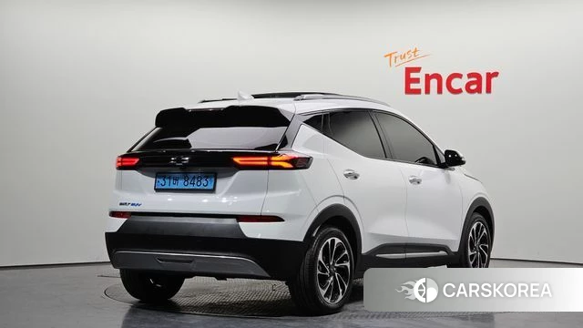 Chevrolet (GM Daewoo) Bolt EUV 2022 Белый из Кореи