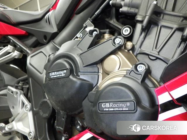 Engine photo