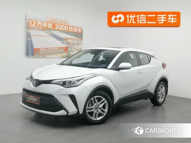 Toyota C-HR 2021 Белый из Китая