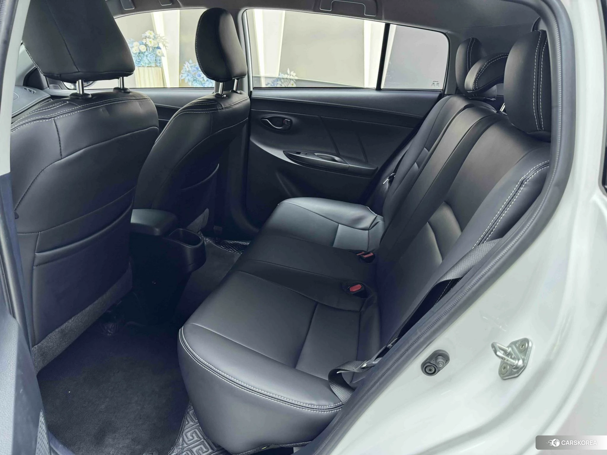 Toyota YARIS L Zhixuan 2021 Белый из Китая