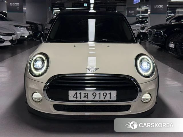 Mini Cooper 2018 Жемчужный цвет из Кореи