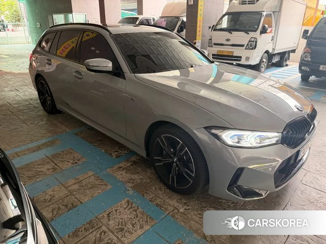 BMW 3 Series (G20) 2025 Небесно-голубой из Кореи