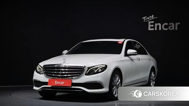 Mercedes-Benz E-Class W213 2019 Белый из Кореи