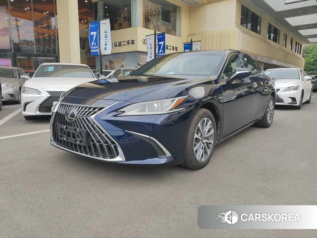 Lexus ES 2024 Синий из Китая