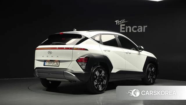 Hyundai Kona (SX2) 2024 Белый из Кореи