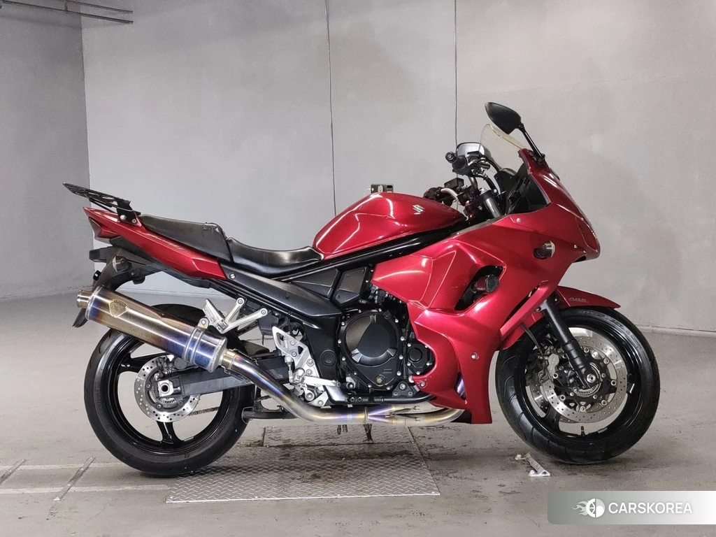 Проданный Suzuki BANDIT 1250F 2016 из Японии, фото 2