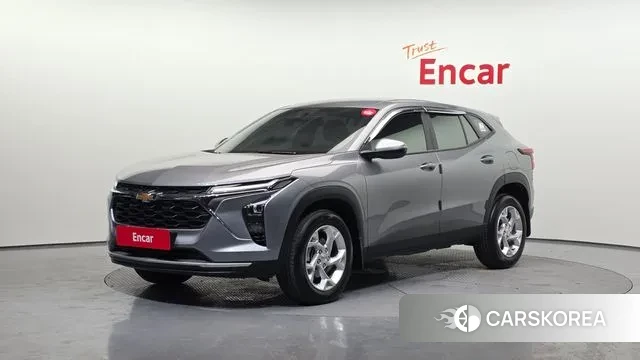 Chevrolet (GM Daewoo) Trax Crossover 2024 Серебристо-серый из Кореи