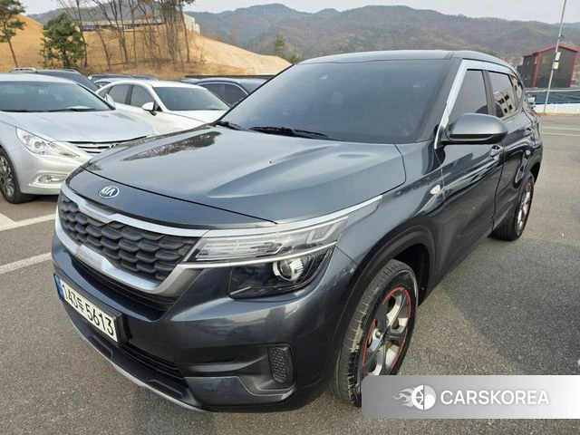 Kia Seltos 2021 Серый из Кореи