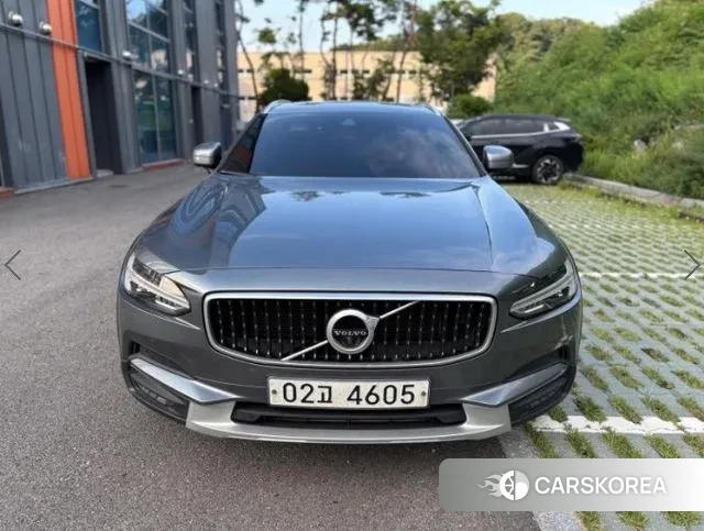 Volvo V90 Cross-Country 2018 Серый из Кореи