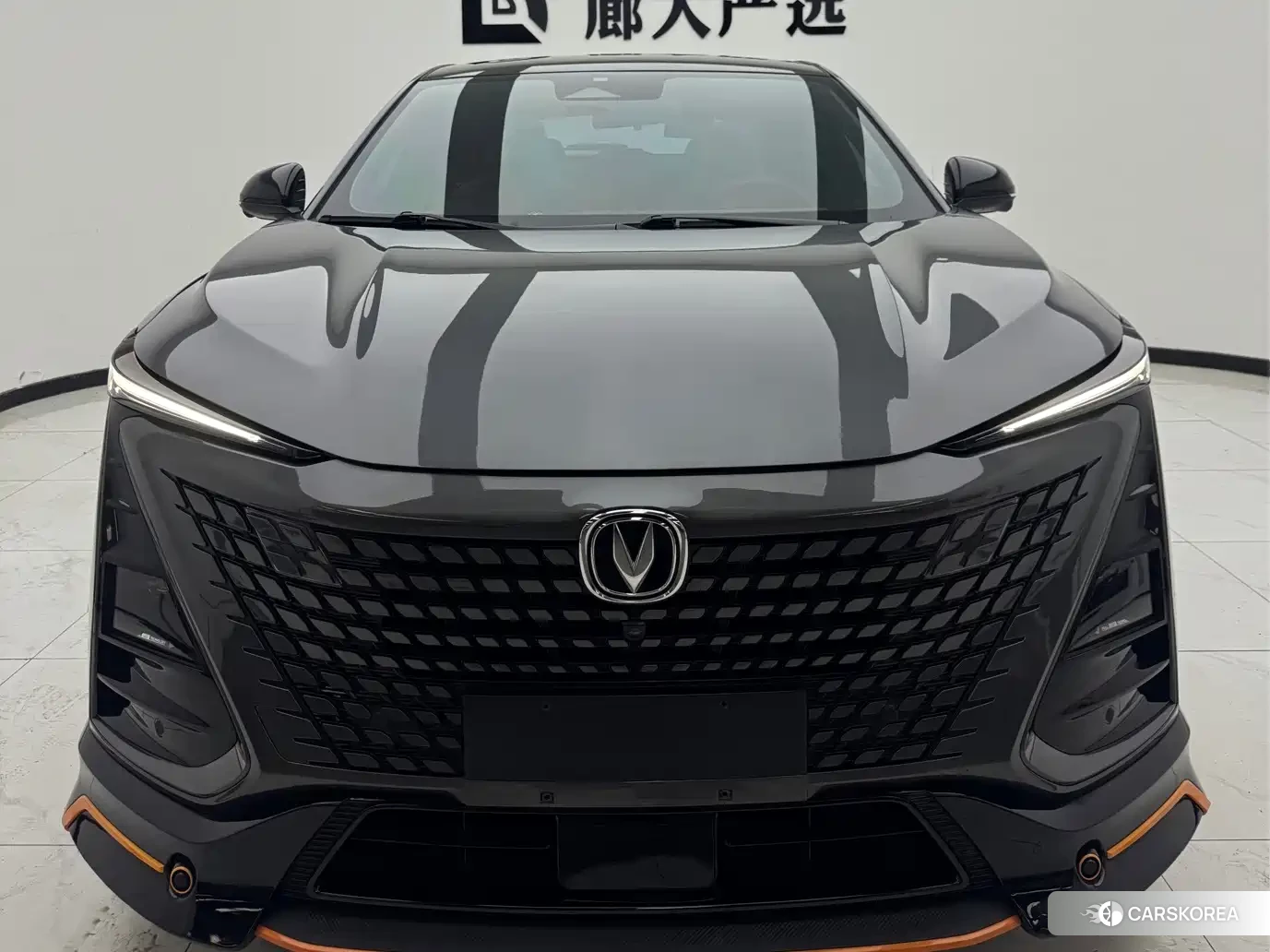 Chang'an UNI-T 2023 Silver/gray из Китая