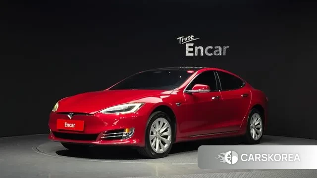 Tesla Model S 2020 Красный из Кореи