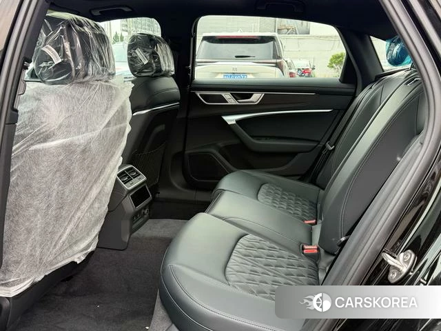 Audi A6L 2026 Черный из Китая